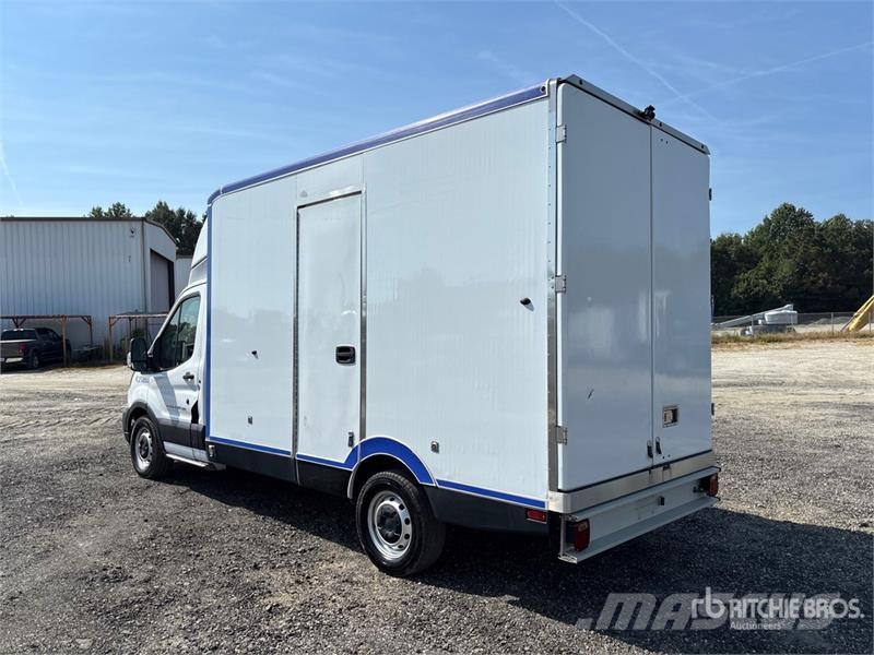 Ford Transit 4x2 Refrigerated Truck 溫控卡車