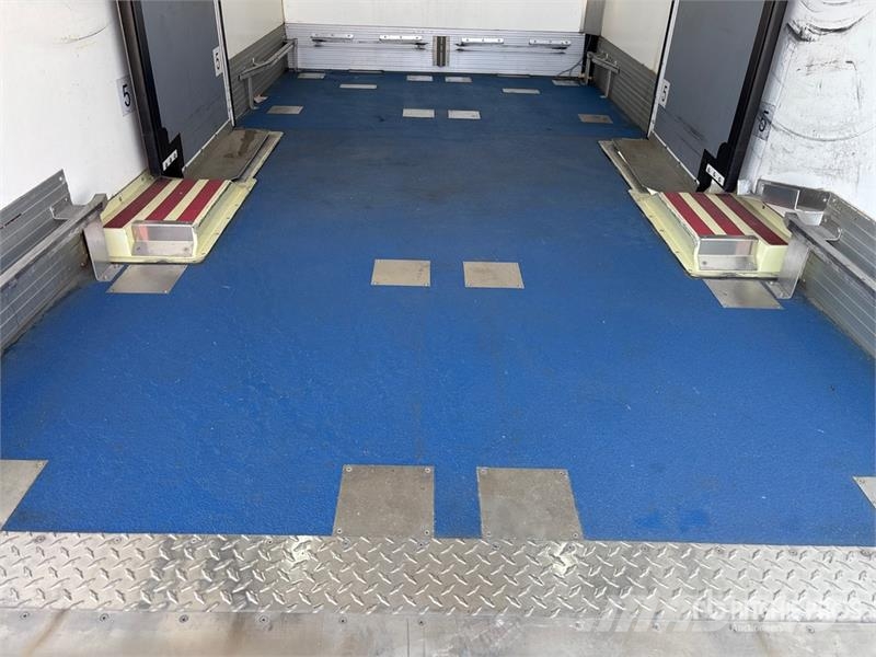 Ford Transit 4x2 Refrigerated Truck Camion frigorifique