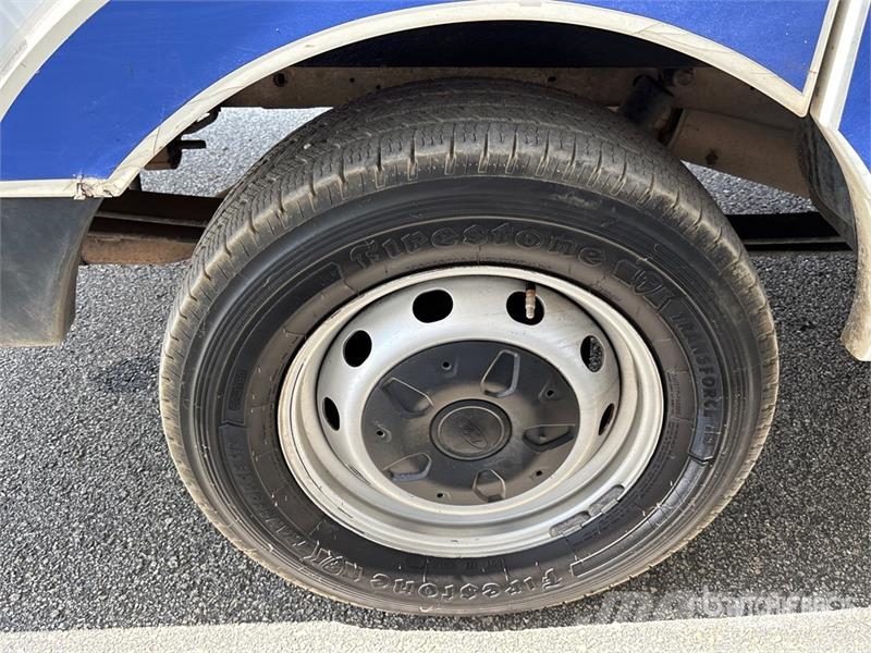 Ford Transit 4x2 Refrigerated Truck 溫控卡車