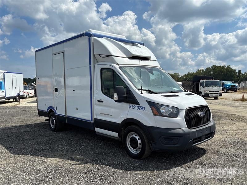 Ford Transit 4x2 Refrigerated Truck 溫控卡車