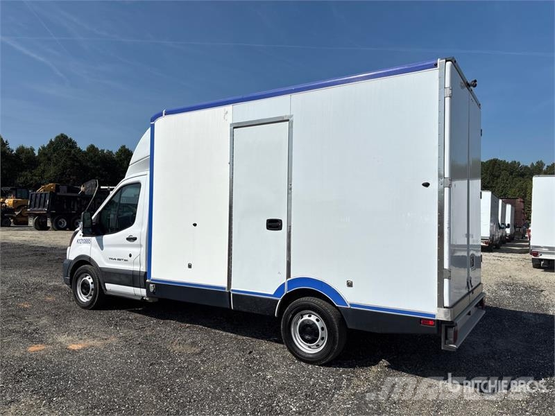 Ford Transit 4x2 Refrigerated Truck 溫控卡車