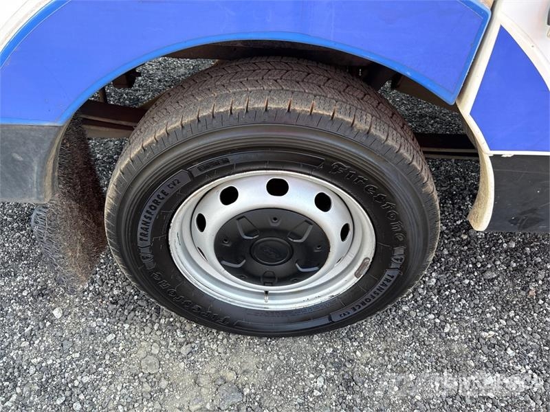 Ford Transit 4x2 Refrigerated Truck 溫控卡車