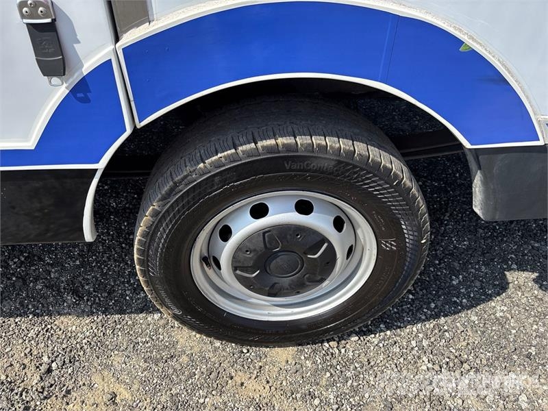 Ford Transit 4x2 Refrigerated Truck 溫控卡車