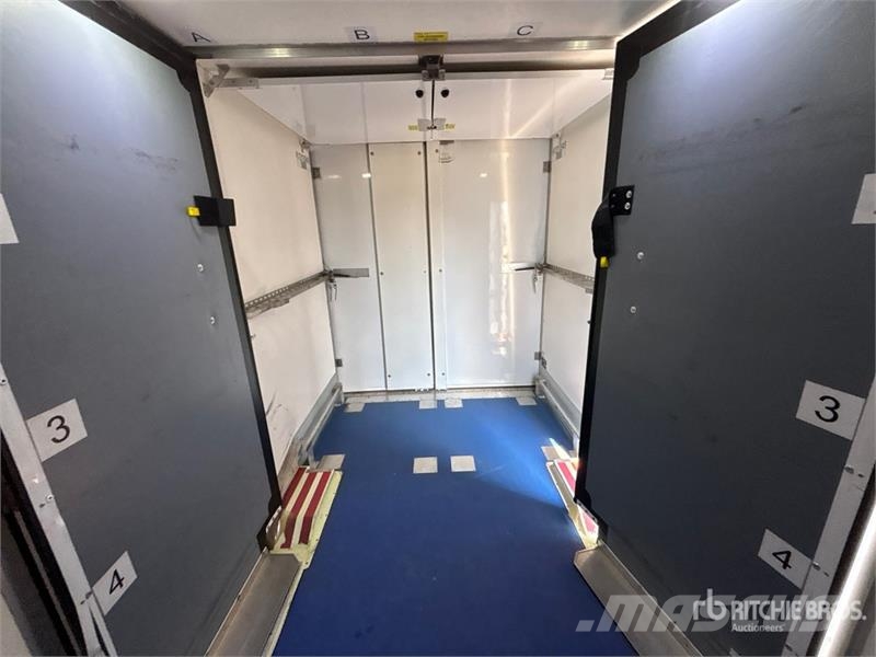 Ford Transit 4x2 Refrigerated Truck Tovornjaki hladilniki