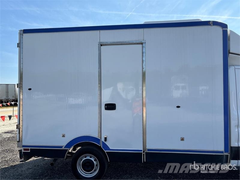 Ford Transit 4x2 Refrigerated Truck 溫控卡車