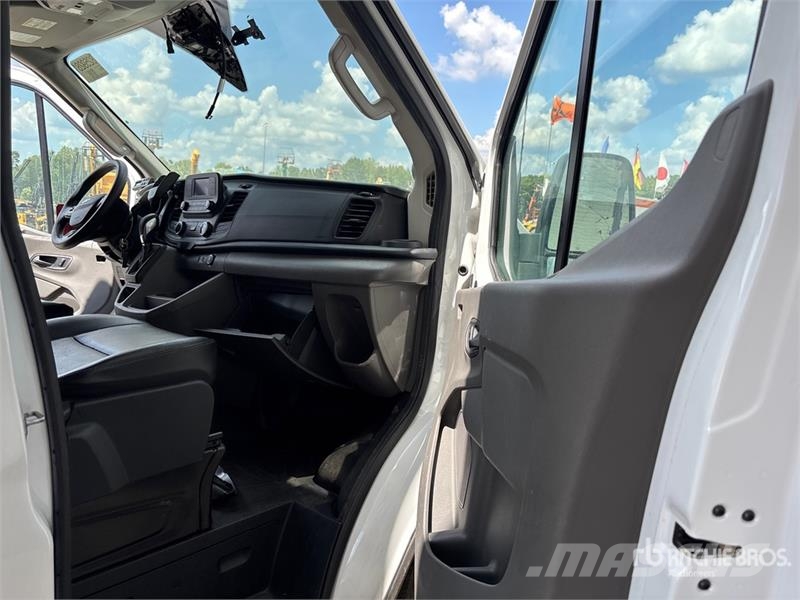 Ford Transit 4x2 Refrigerated Truck 溫控卡車