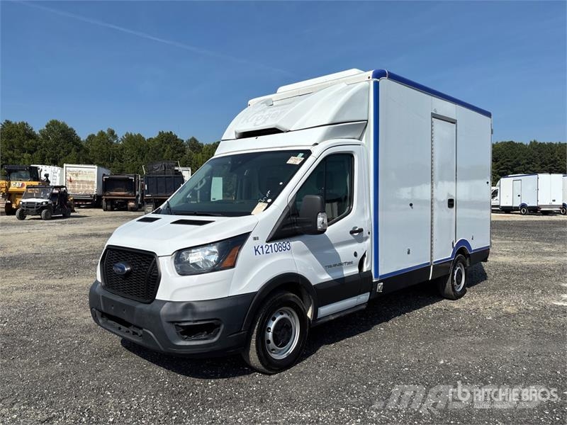 Ford Transit 4x2 Refrigerated Truck 溫控卡車