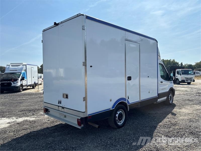 Ford Transit 4x2 Refrigerated Truck 溫控卡車