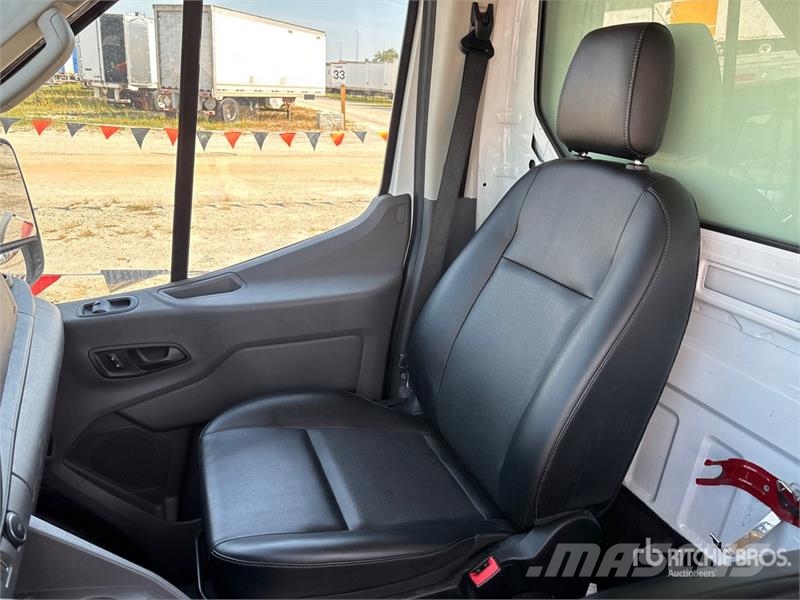 Ford Transit 4x2 Refrigerated Truck 溫控卡車