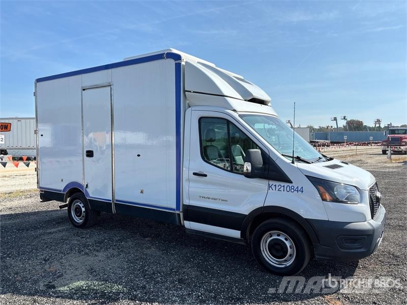 Ford Transit 4x2 Refrigerated Truck 溫控卡車