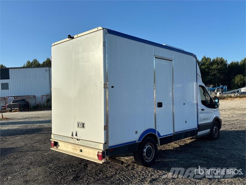 Ford Transit 4x2 Refrigerated Truck Hűtős