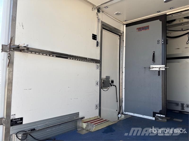 Ford Transit 4x2 Refrigerated Truck 溫控卡車