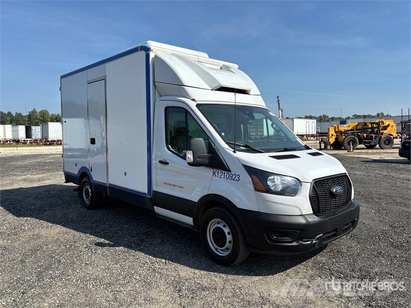 Ford Transit 4x2 Refrigerated Truck 溫控卡車