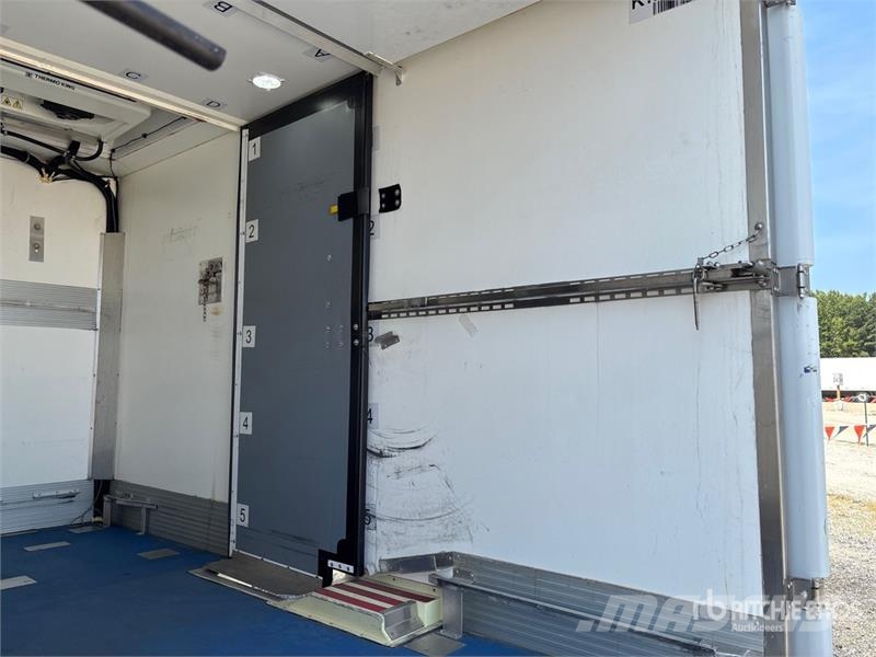 Ford Transit 4x2 Refrigerated Truck Camion frigorifique