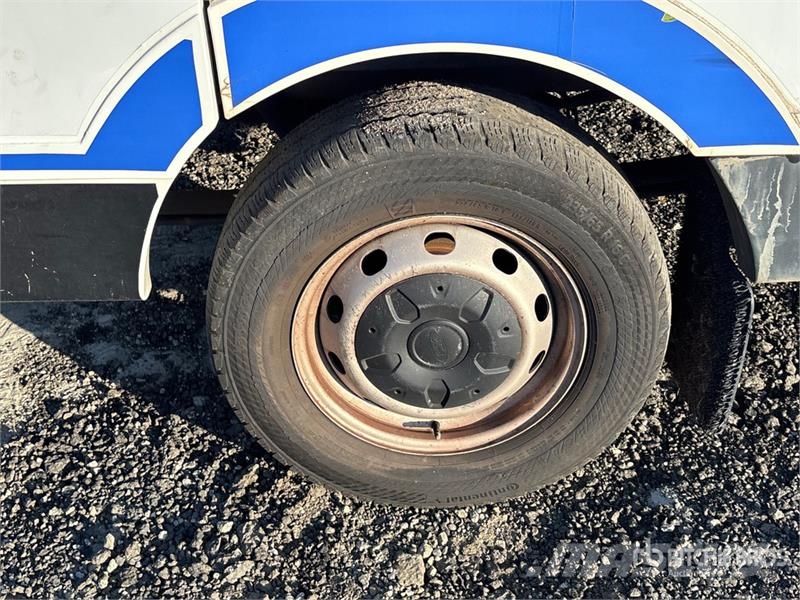 Ford Transit 4x2 Refrigerated Truck Hűtős