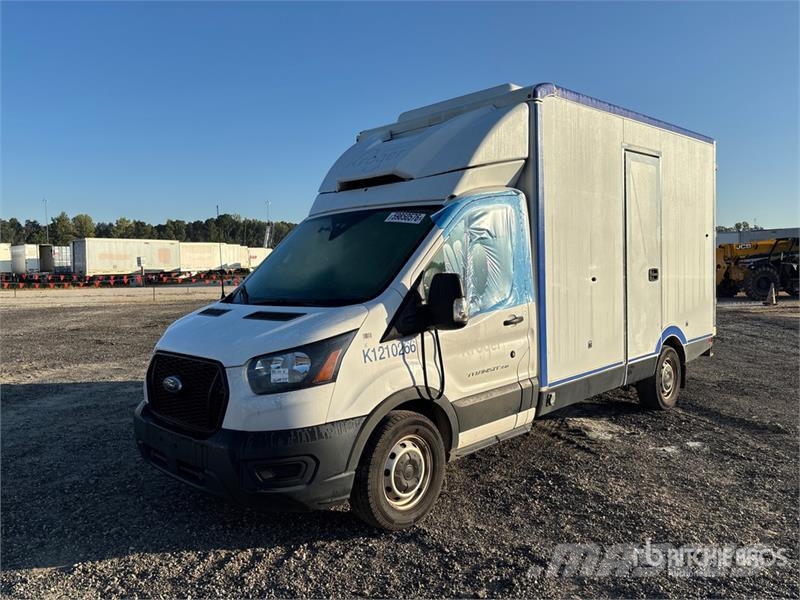 Ford Transit 4x2 Refrigerated Truck Hűtős