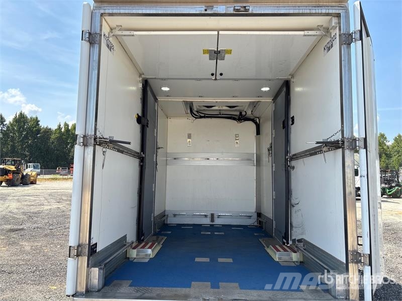 Ford Transit 4x2 Refrigerated Truck Camion frigorifique