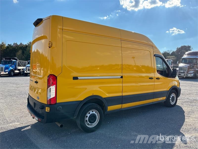 Ford Transit Cargo Van Furgone chiuso