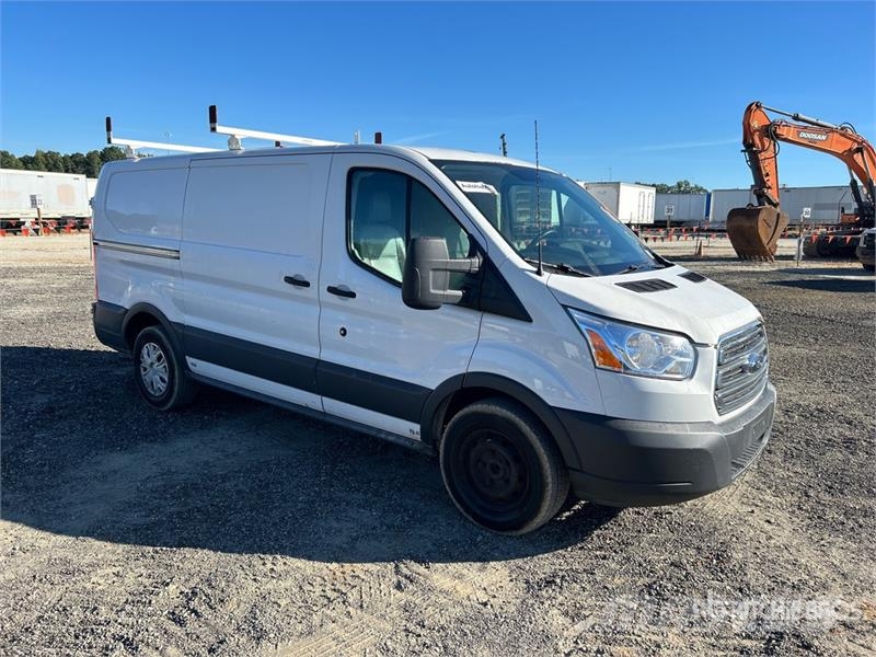 Ford Transit Cargo Van Dostavna vozila / kombiji