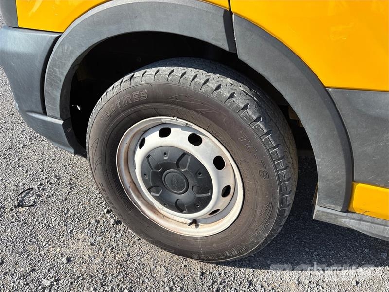 Ford Transit Cargo Van Furgone chiuso