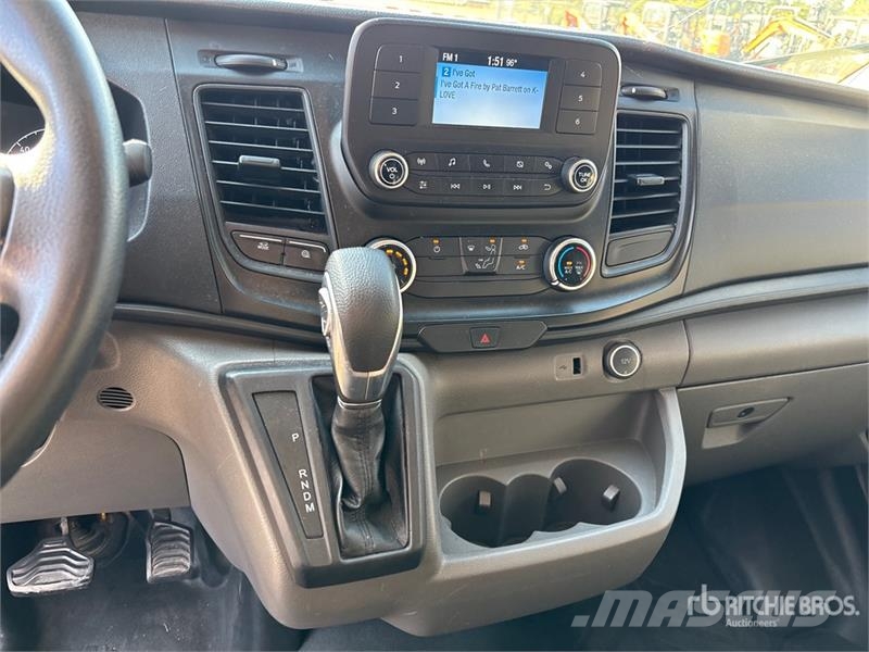 Ford Transit Cargo Van Furgone chiuso