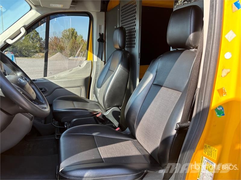 Ford Transit Cargo Van Furgone chiuso