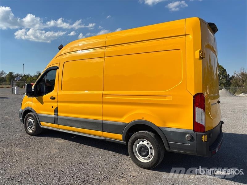 Ford Transit Cargo Van Furgone chiuso