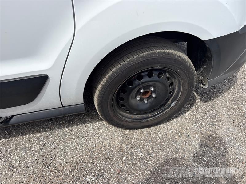 Ford Transit Connect Dostavna vozila / kombiji