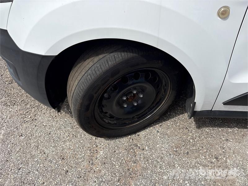Ford Transit Connect Dostavna vozila / kombiji