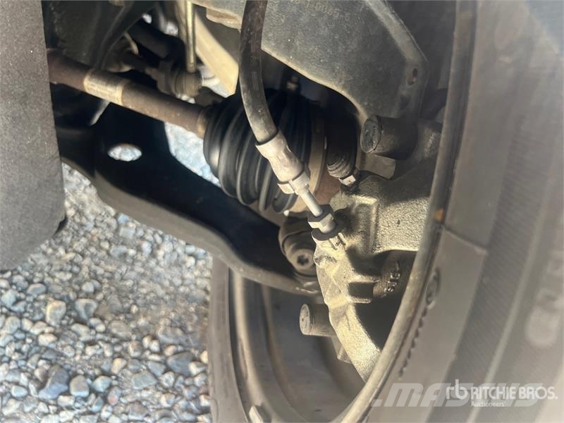 Ford Transit Connect XLT Cargo Van Preču pārvadāšanas furgoni