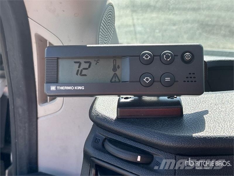Ford Transit T-350 4x2 Refrigerated Truck 冷凍冷蔵車