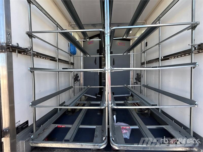 Ford Transit T-350 4x2 Refrigerated Truck 冷凍冷蔵車