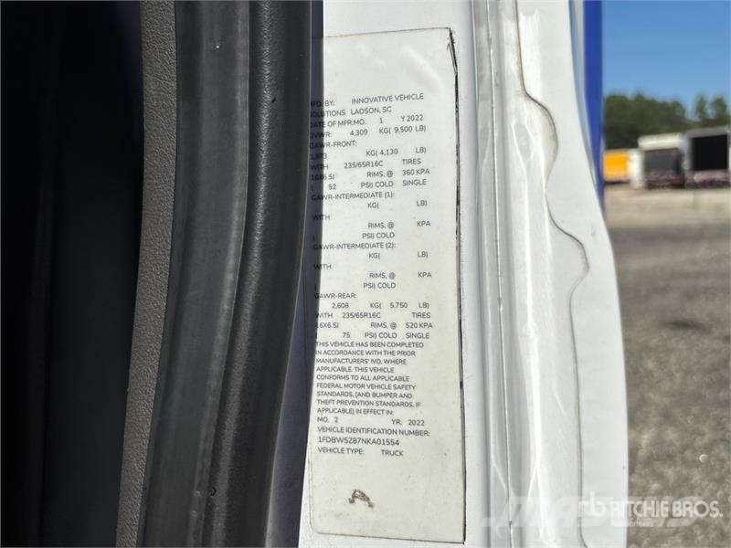 Ford Transit T-350 4x2 Refrigerated Truck 冷凍冷蔵車