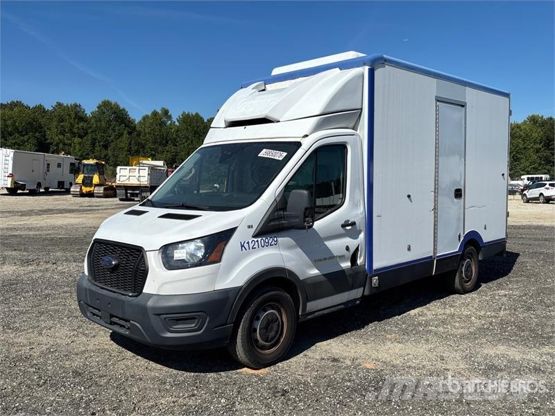 Ford Transit T-350 4x2 Refrigerated Truck 冷凍冷蔵車
