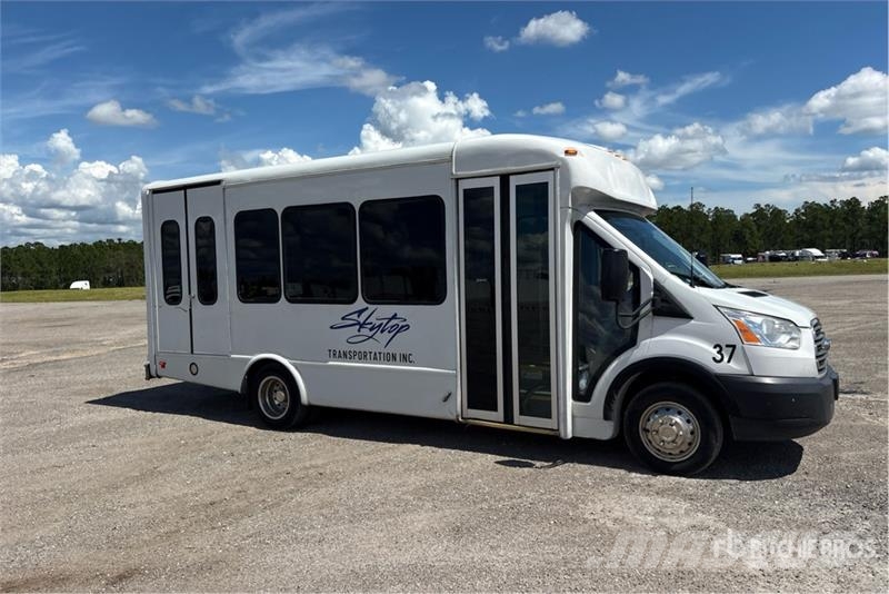 Ford Transit T-350 4x2 5-Seat Mini Bus Minibusy
