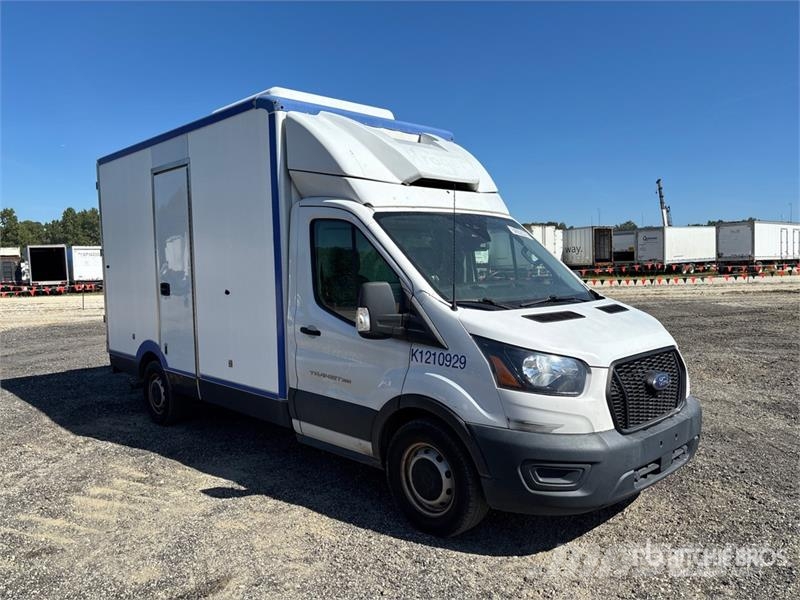 Ford Transit T-350 4x2 Refrigerated Truck 冷凍冷蔵車