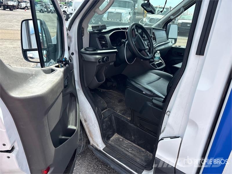 Ford Transit T-350 Refrigerated Truck Tovornjaki hladilniki