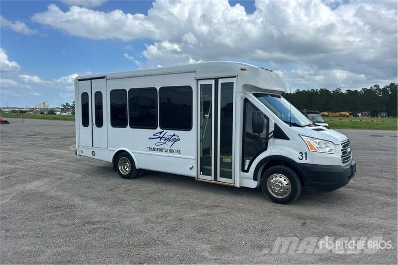 Ford Transit T-350 Starcraft Bus Minibussit