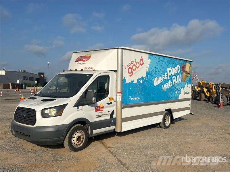 Ford Transit T350 4x2 Van Truck Camiones con caja de remolque