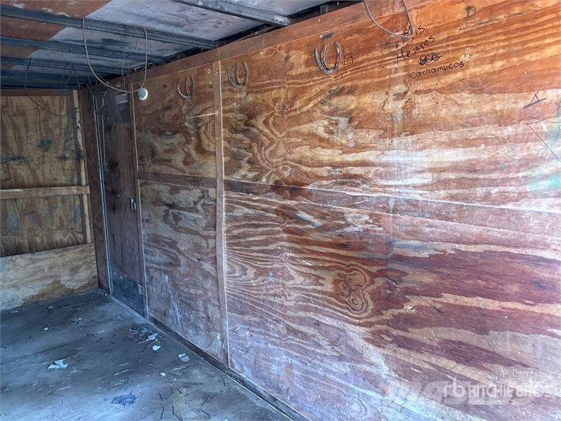 Forest River 16 ft T/A Enclosed Trailer Rimorchi cassonati