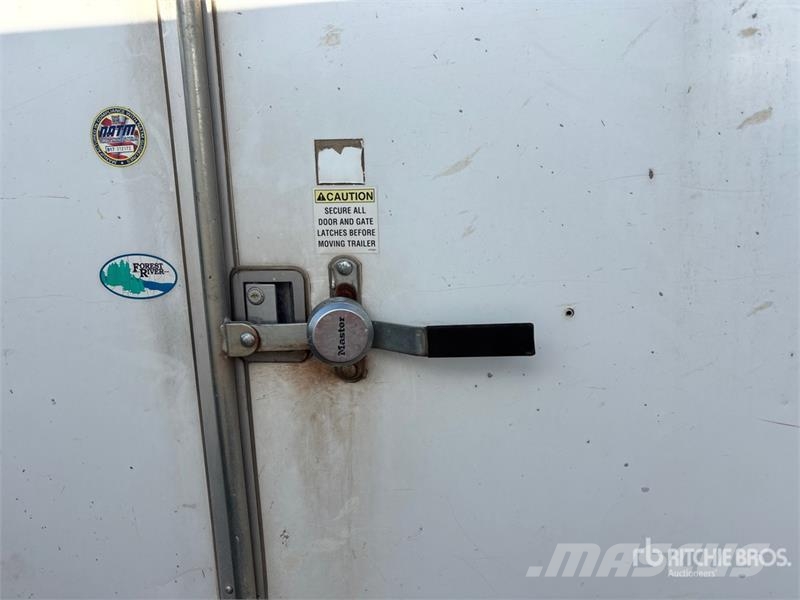 Forest River 16 ft T/A Enclosed Trailer Rimorchi cassonati