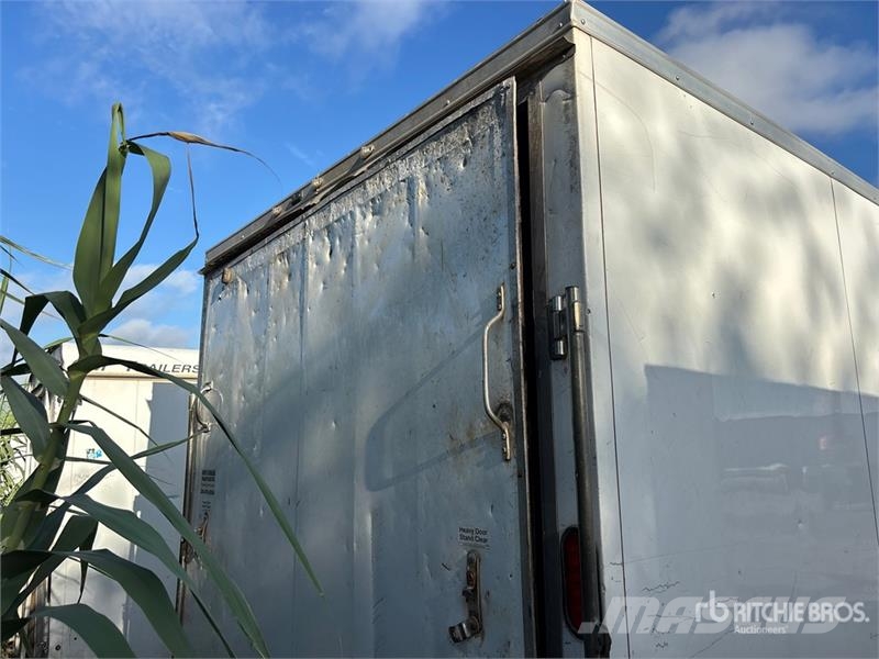 Forest River 16 ft T/A Enclosed Trailer Rimorchi cassonati