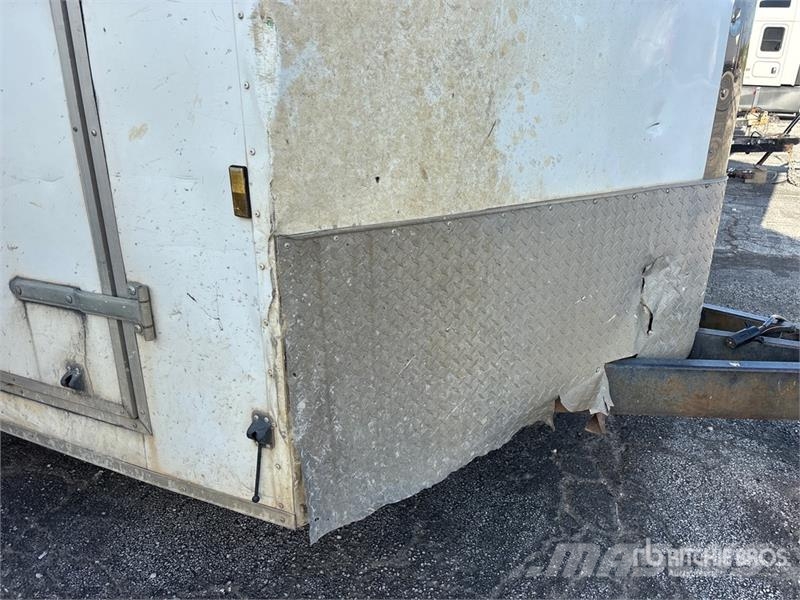 Forest River 16 ft T/A Enclosed Trailer Rimorchi cassonati