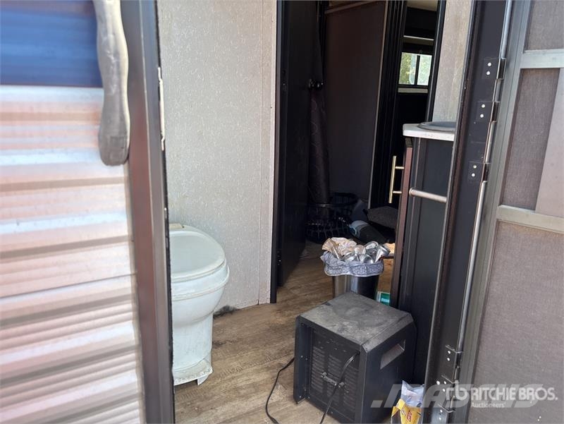 Forest River 26 ft T/A Travel Trailer Inne przyczepy