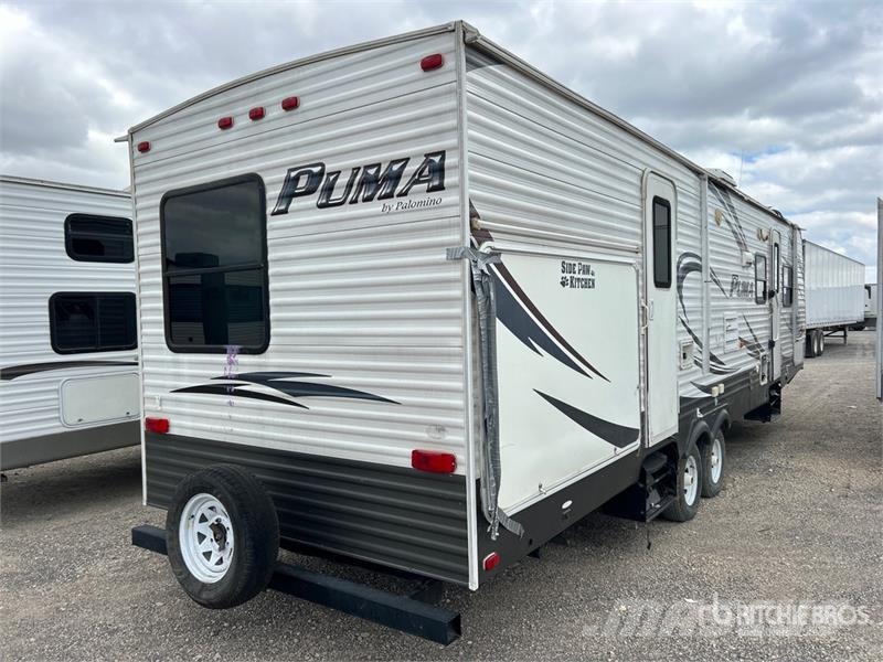 Forest River 32 ft T/A Travel Trailer Druge prikolice