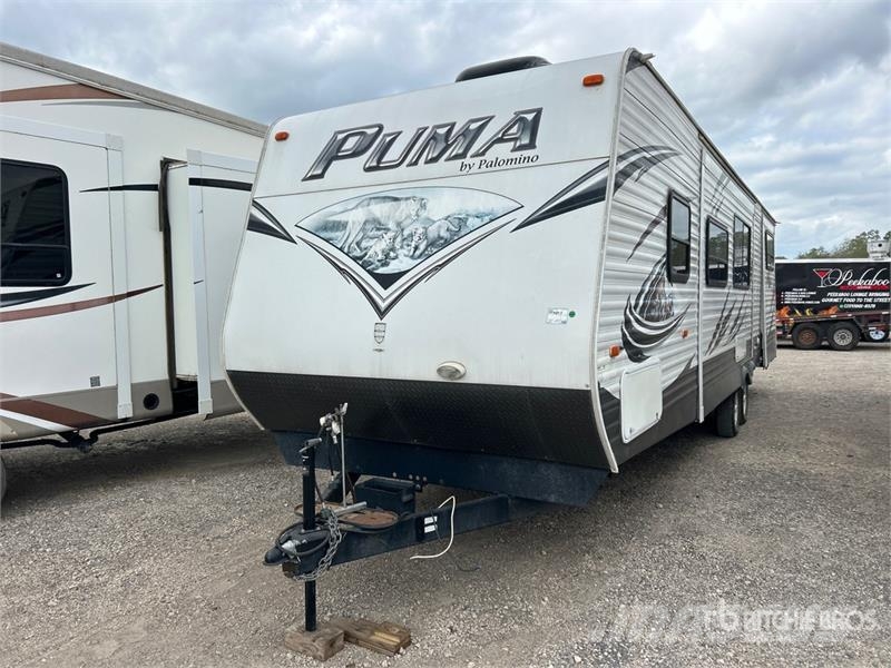 Forest River 32 ft T/A Travel Trailer Druge prikolice