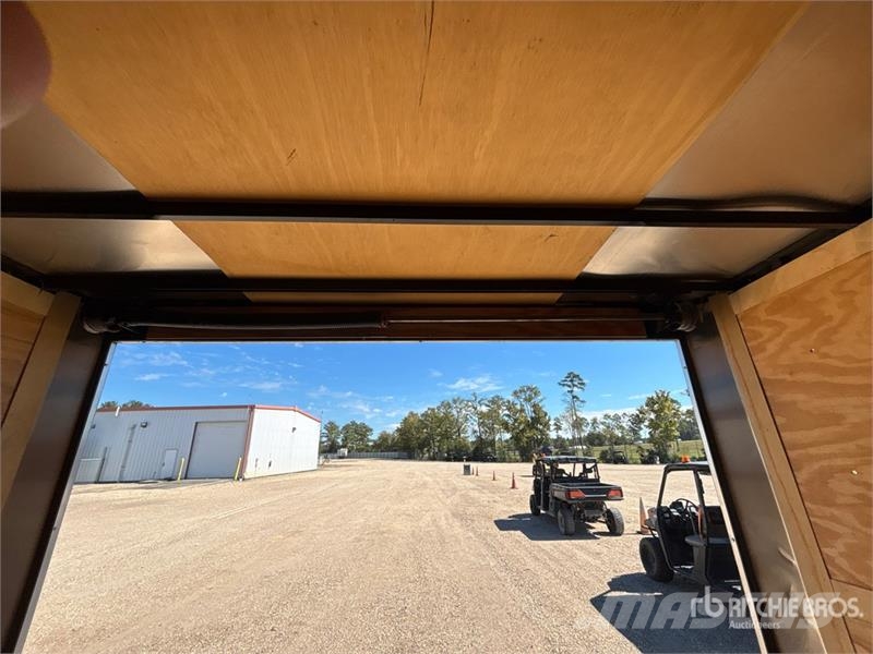 Forest River GANS8.516TA3 16 ft T/A Enclosed Trailer Cajas de remolque