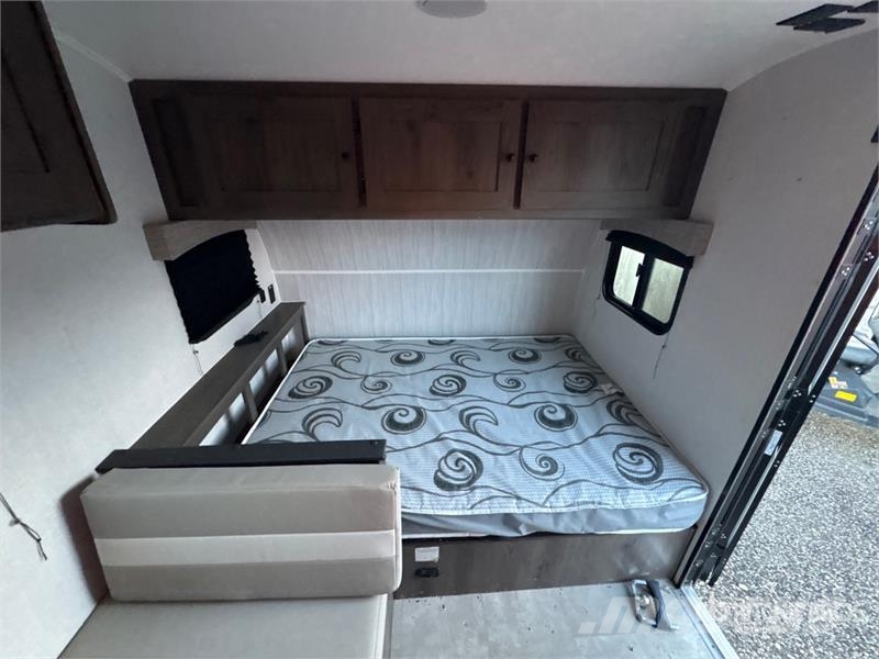 Forest River Independence Trail 17 ft S/A Travel Trailer Andere Anhänger