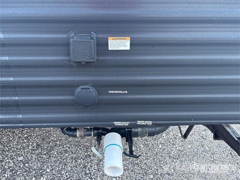 Forest River Independence Trail 17 ft S/A Travel Trailer Andere Anhänger