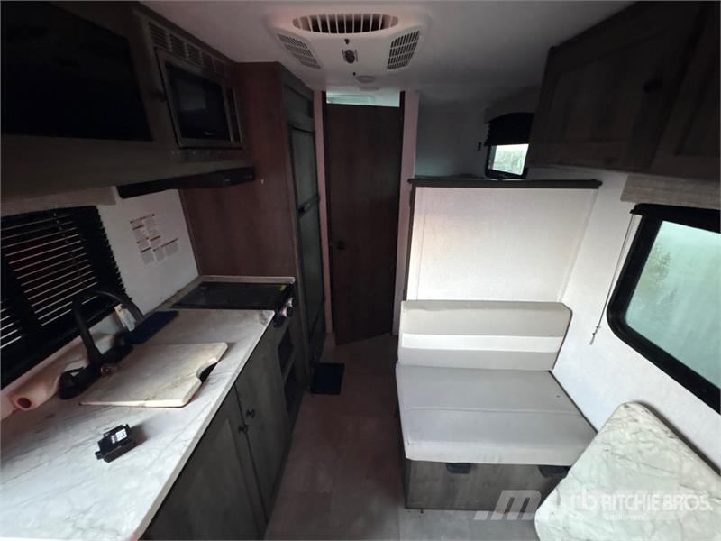 Forest River Independence Trail 17 ft S/A Travel Trailer Andere Anhänger